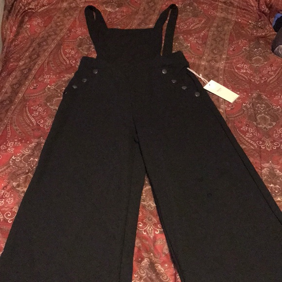 Pants - 🆕 Black Dressy Overalls